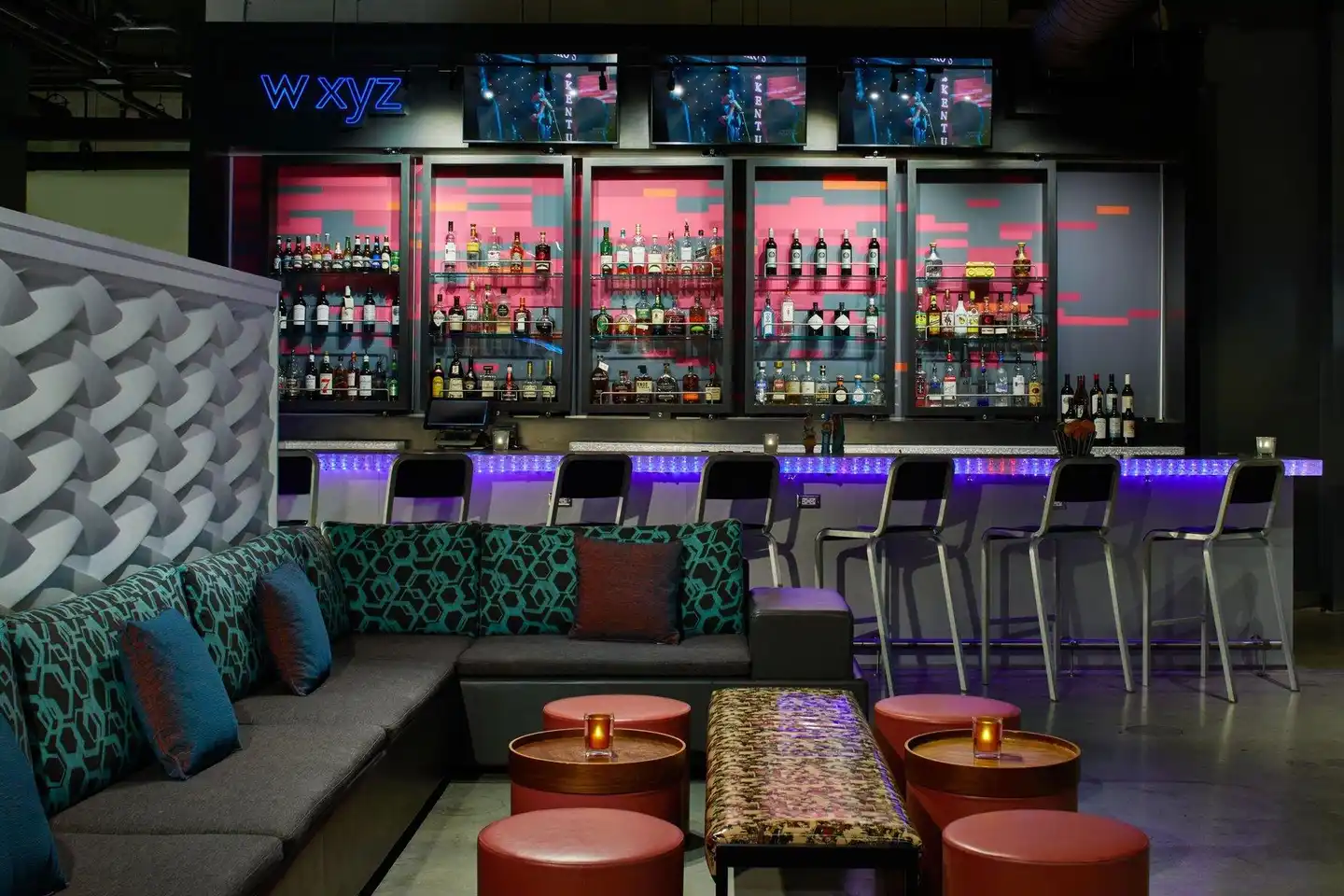 Aloft Miami Aventura Bar