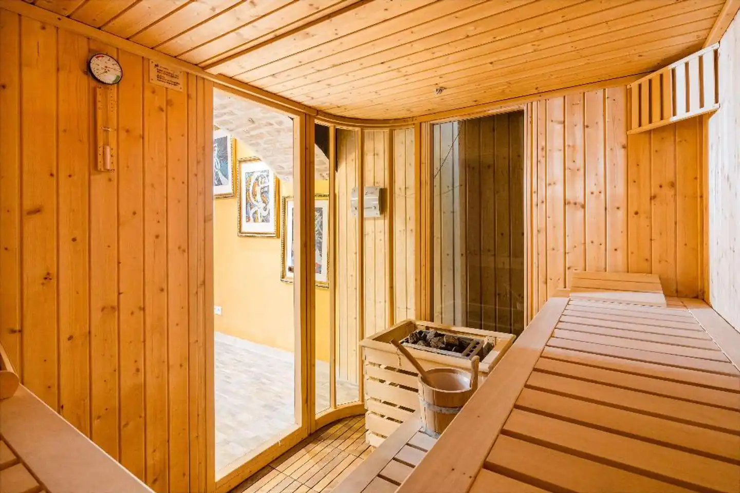 Best Western Plus Celebrity Suites Wellness