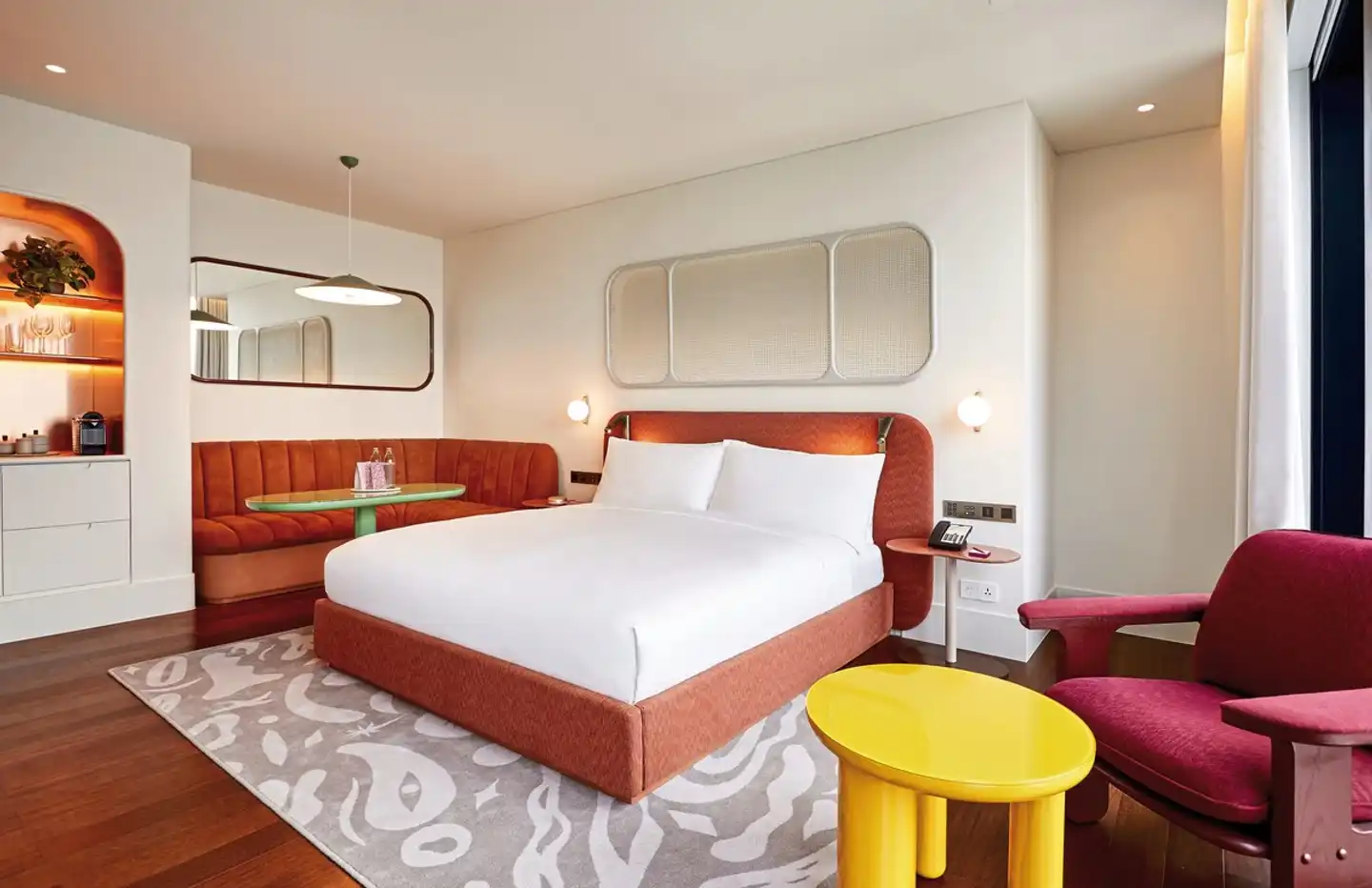 The Standard, Bangkok Mahanakhon Wohnbeispiel