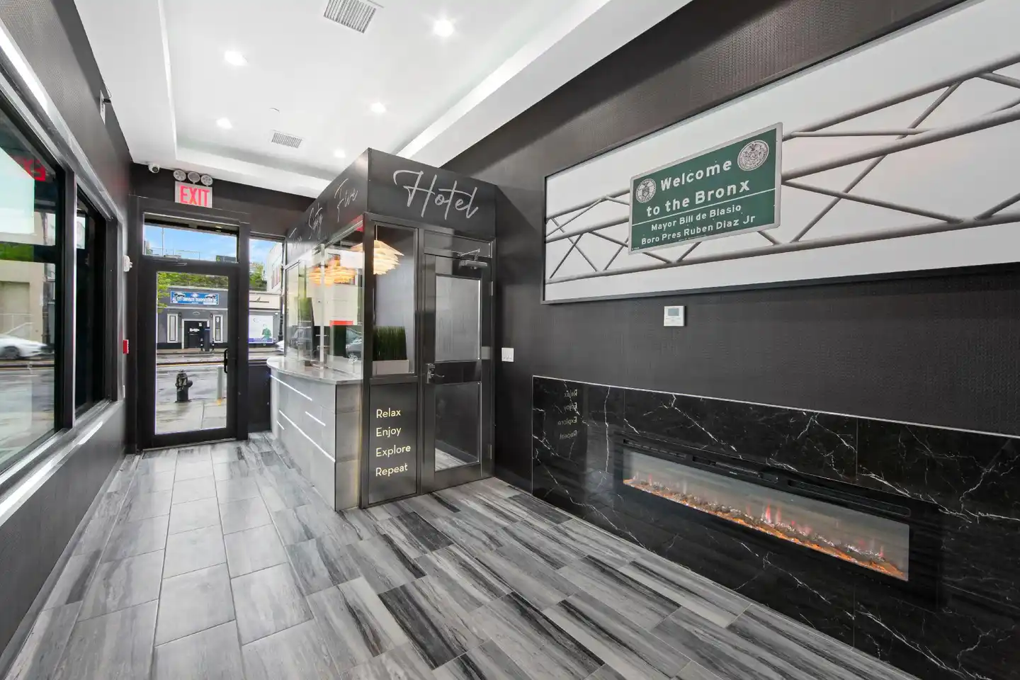 hotel365 Lobby