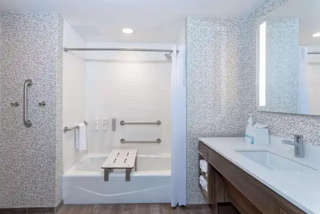 Home2 Suites by Hilton Vero Beach I-95 Badezimmer