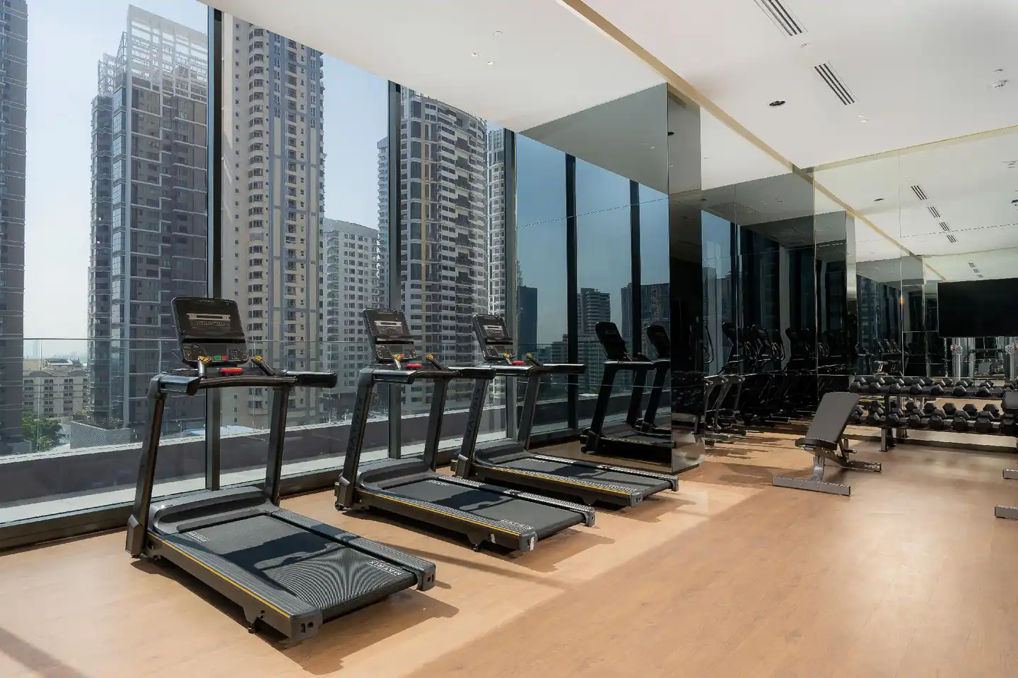 Staybridge Suites Bangkok Sukhumvit Sport und Entertainment