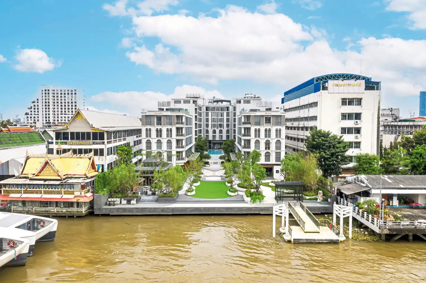 The Salil Hotel Riverside Bangkok Aussenansicht