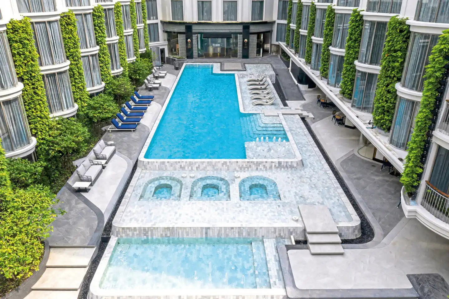 The Salil Hotel Riverside Bangkok Aussenansicht