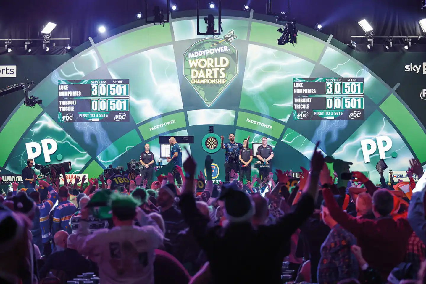 Crowne Plaza London Kings Cross - inkl. Darts WM Tickets Sport und Entertainment