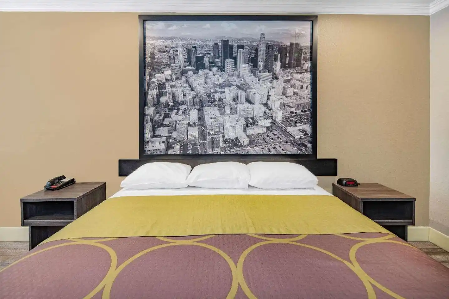 Super 8 by Wyndham North Hollywood Wohnbeispiel