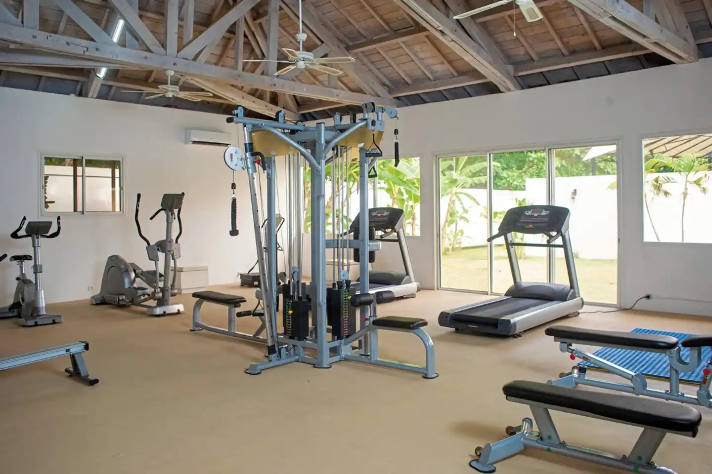 Royal Beach Hotel & Spa Sport und Entertainment