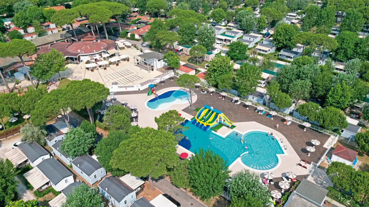 Marina Family Village Pool