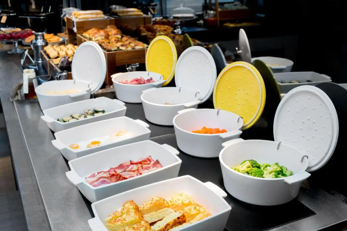 Crowne Plaza Madrid Airport Restaurant