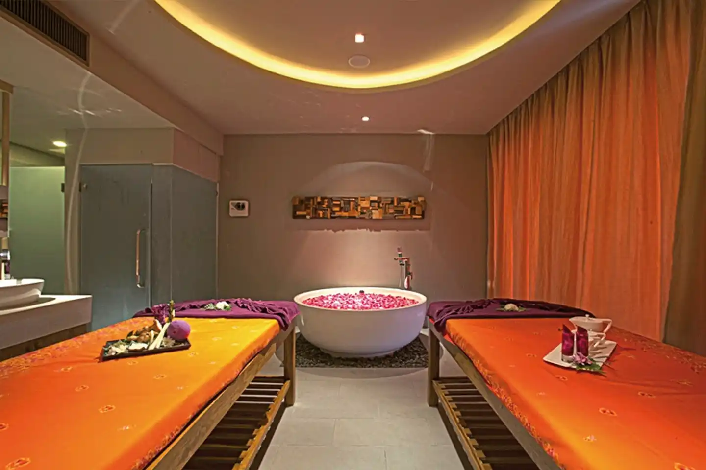 Kalima Resort & Spa Phuket Badezimmer