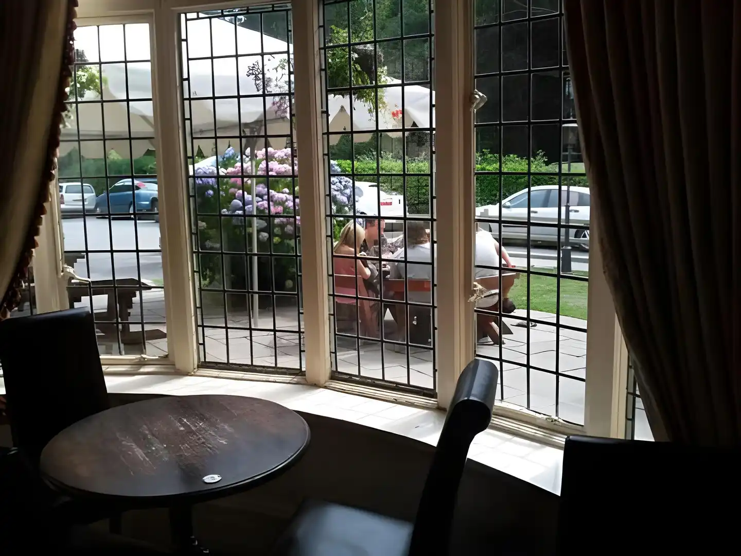 Hunters Inn Lobby