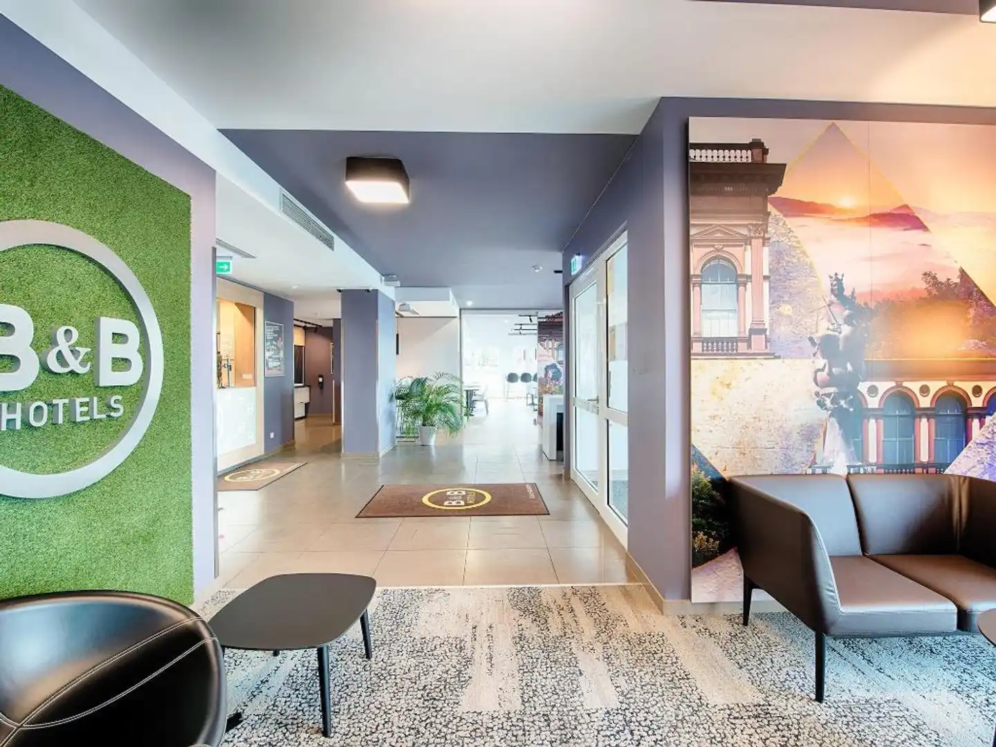 B&B Hotel Kaiserslautern Lobby