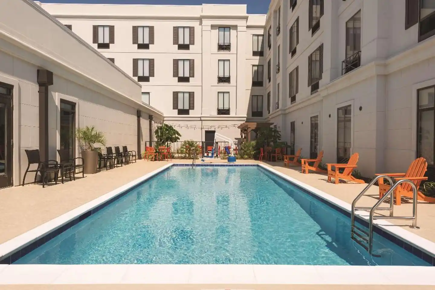 Home2 Suites by Hilton Parc Lafayette Pool