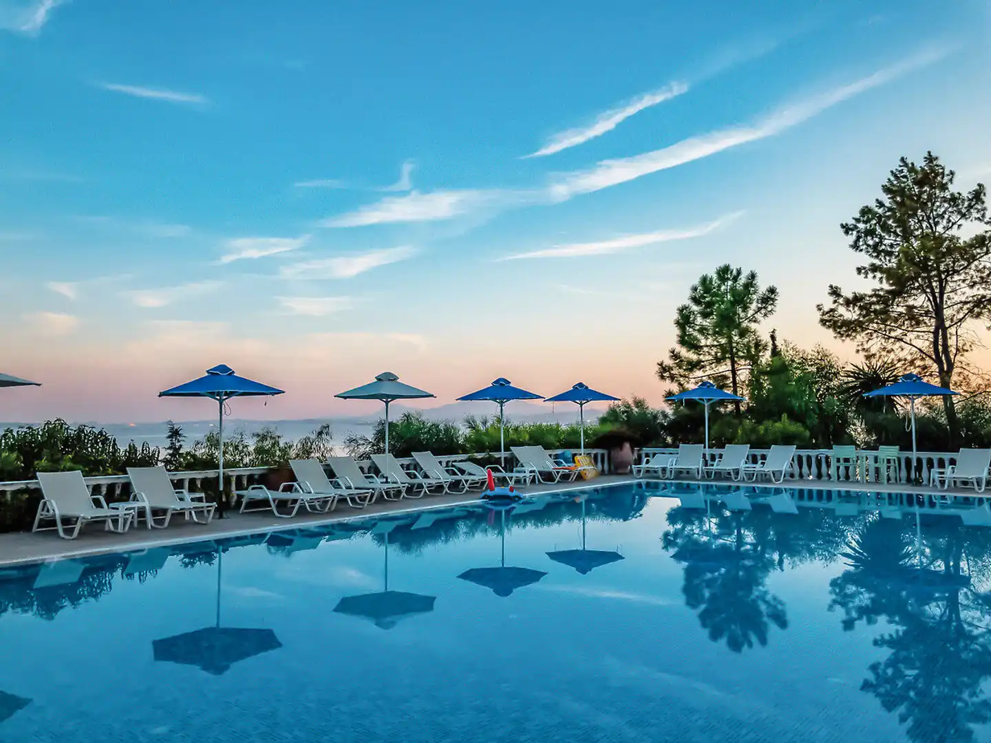 Nautilus Pool