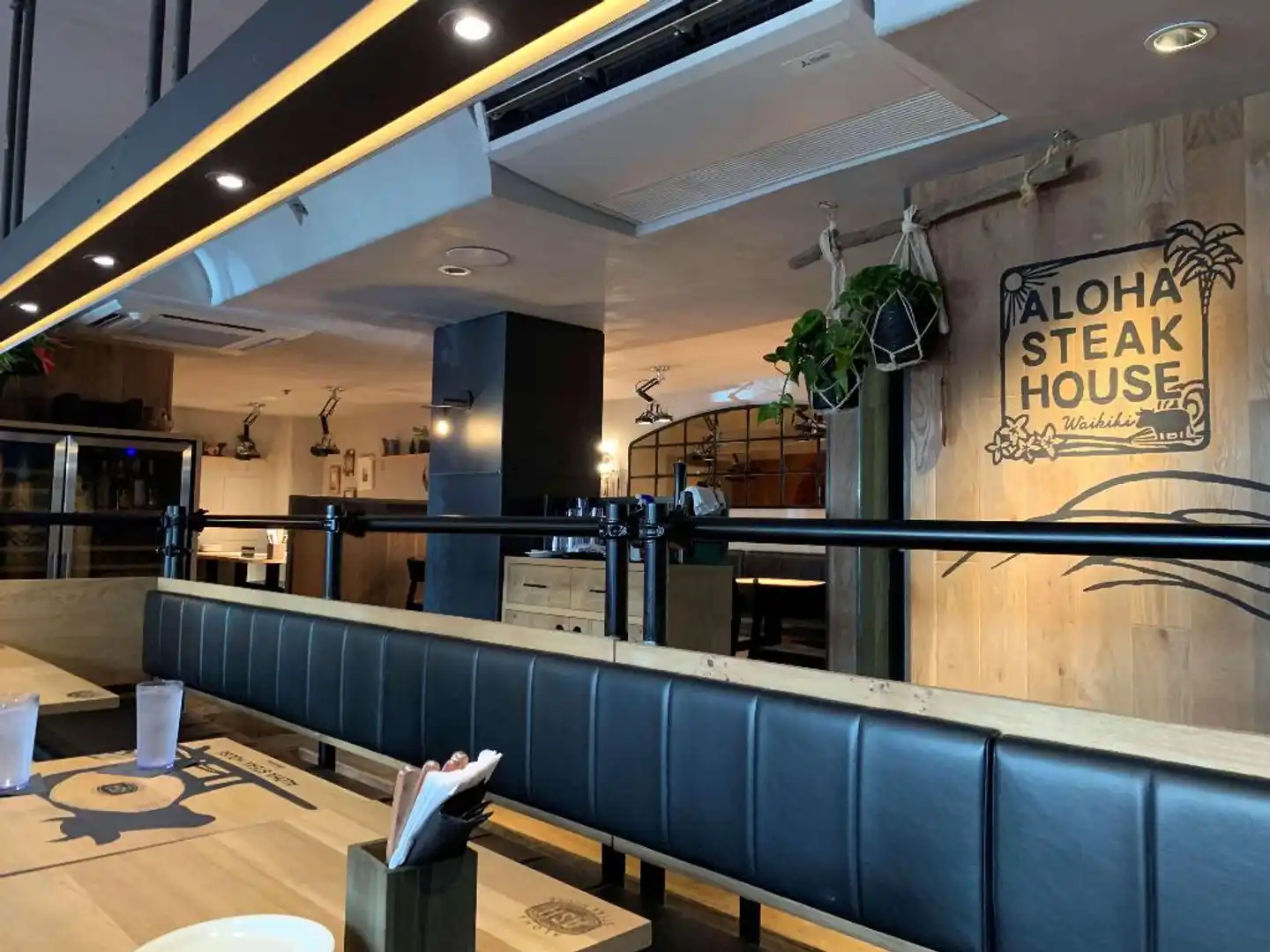 Aqua Oasis Bar