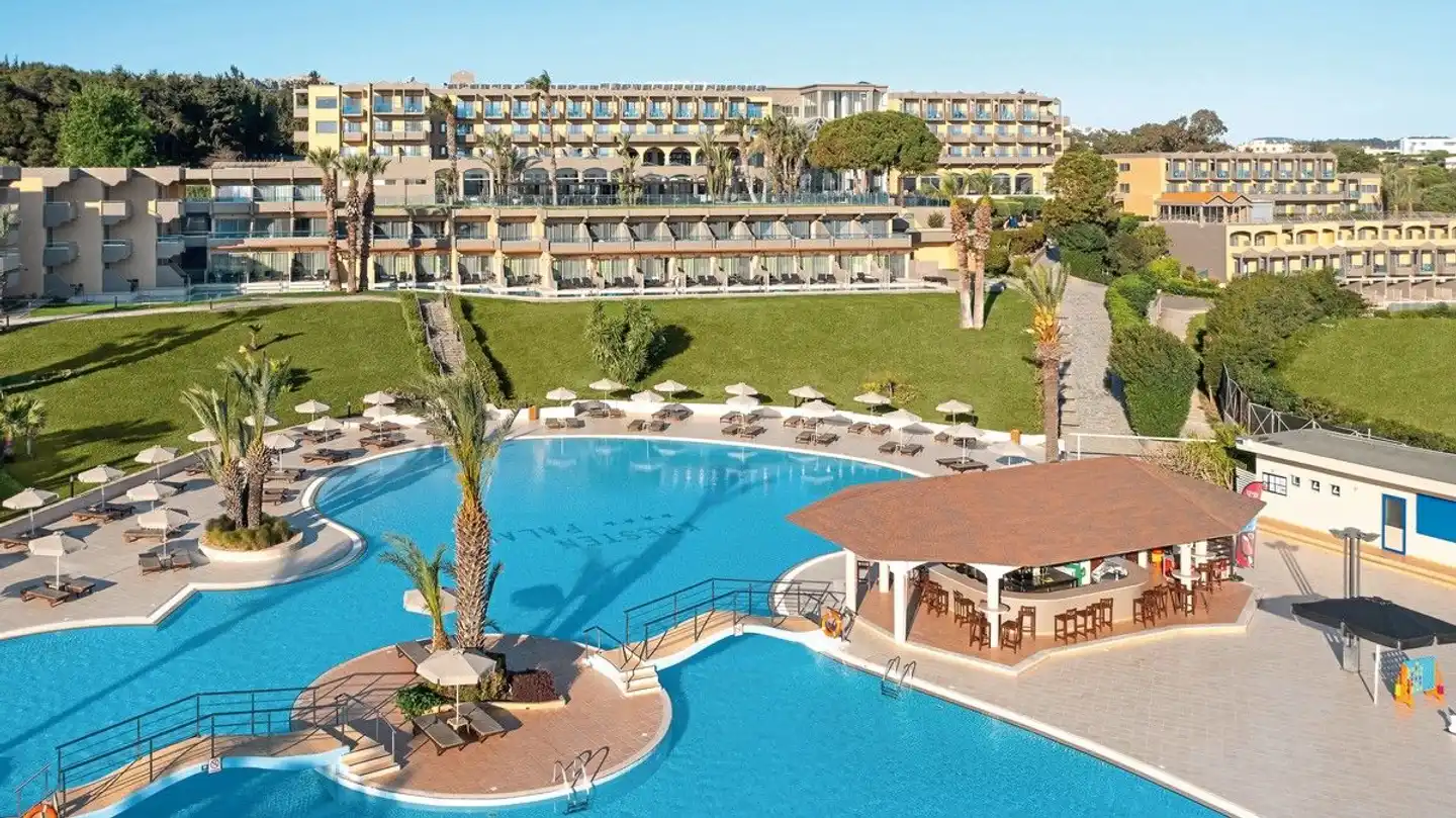 Kresten Palace Hotel Pool