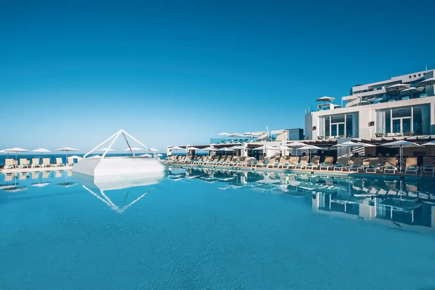 Iberostar Waves Bouganville Playa Aussenansicht