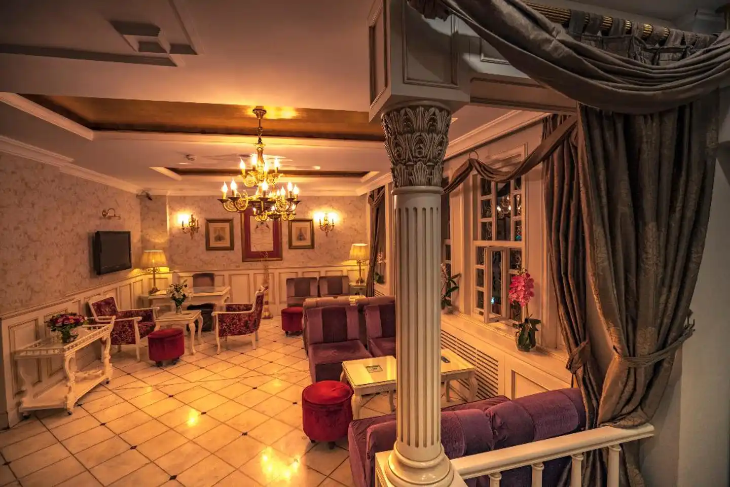 Avicenna Hotel Lobby