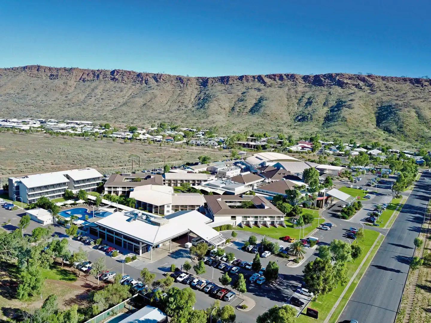 Crowne Plaza Alice Springs Lasseters Aussenansicht