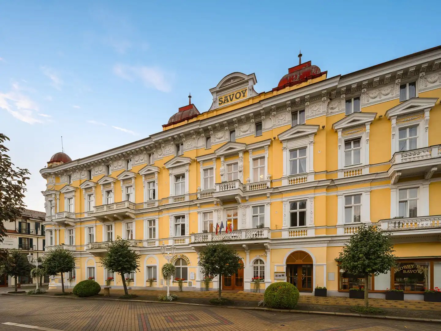 Savoy Spa & Kurhotel Aussenansicht