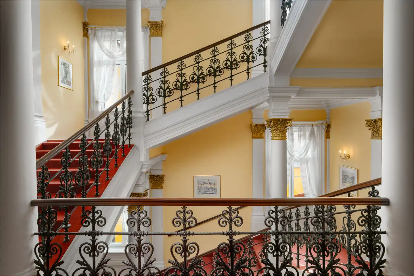 Savoy Spa & Kurhotel Lobby