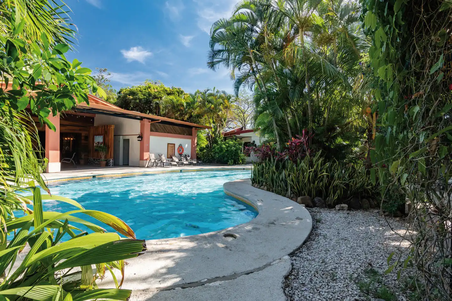 Hacienda Guachipelín Pool