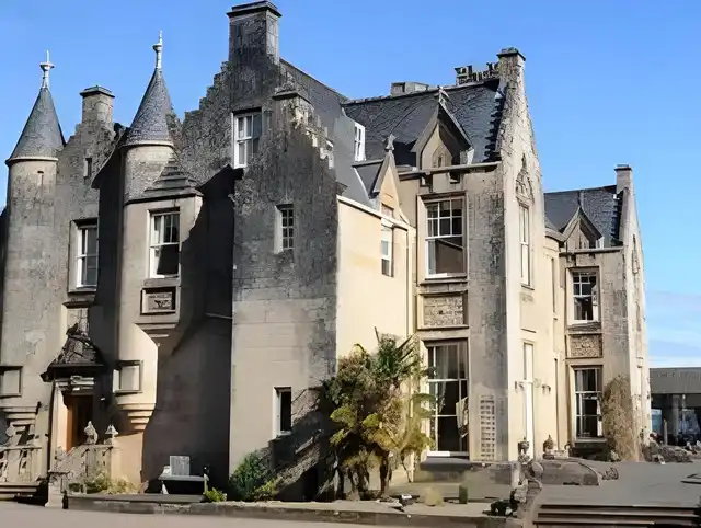 Stonefield Castle Aussenansicht