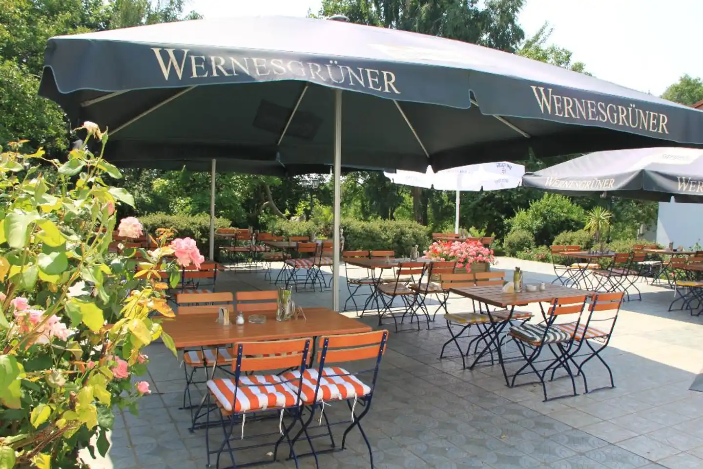 Land Gut Hotel Hermann Terrasse