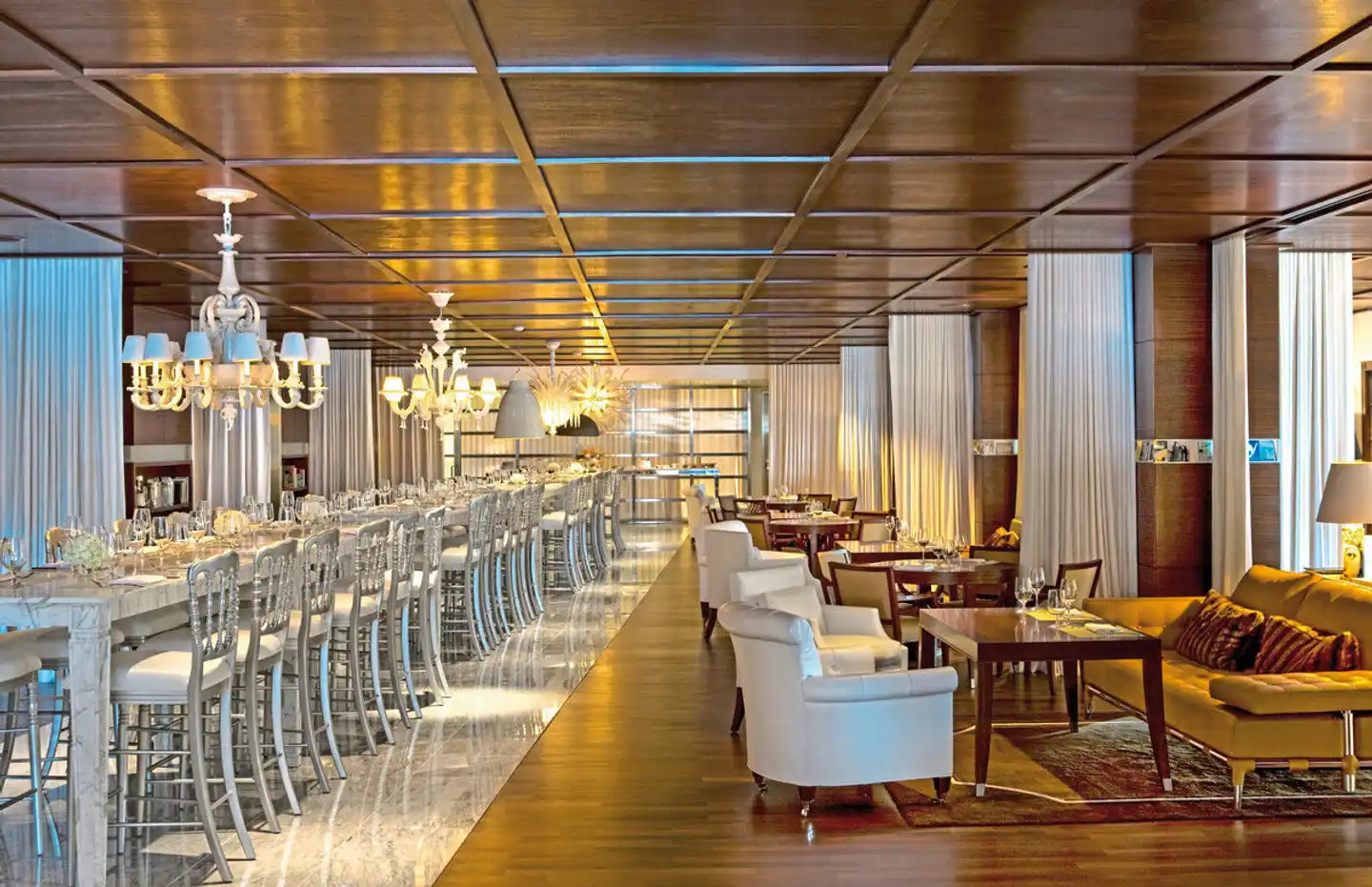 SLS Hotel, a Luxury Collection Hotel, Beverly Hills Bar