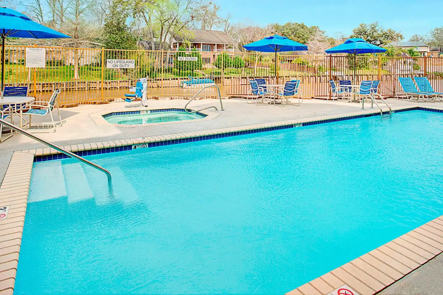 Fairfield Inn & Suites by Marriott Lafayette South Pool