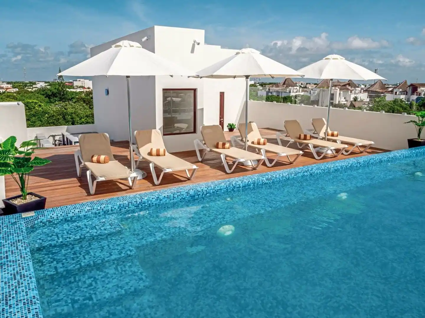 Lahun Suites By Xperience Hotels Pool