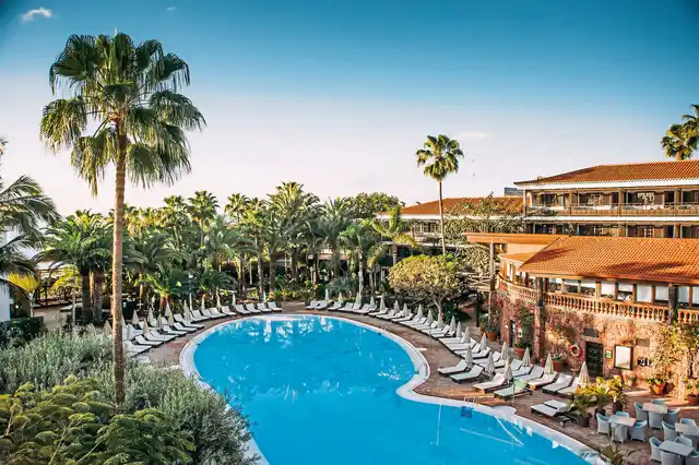 Parque Tropical Pool