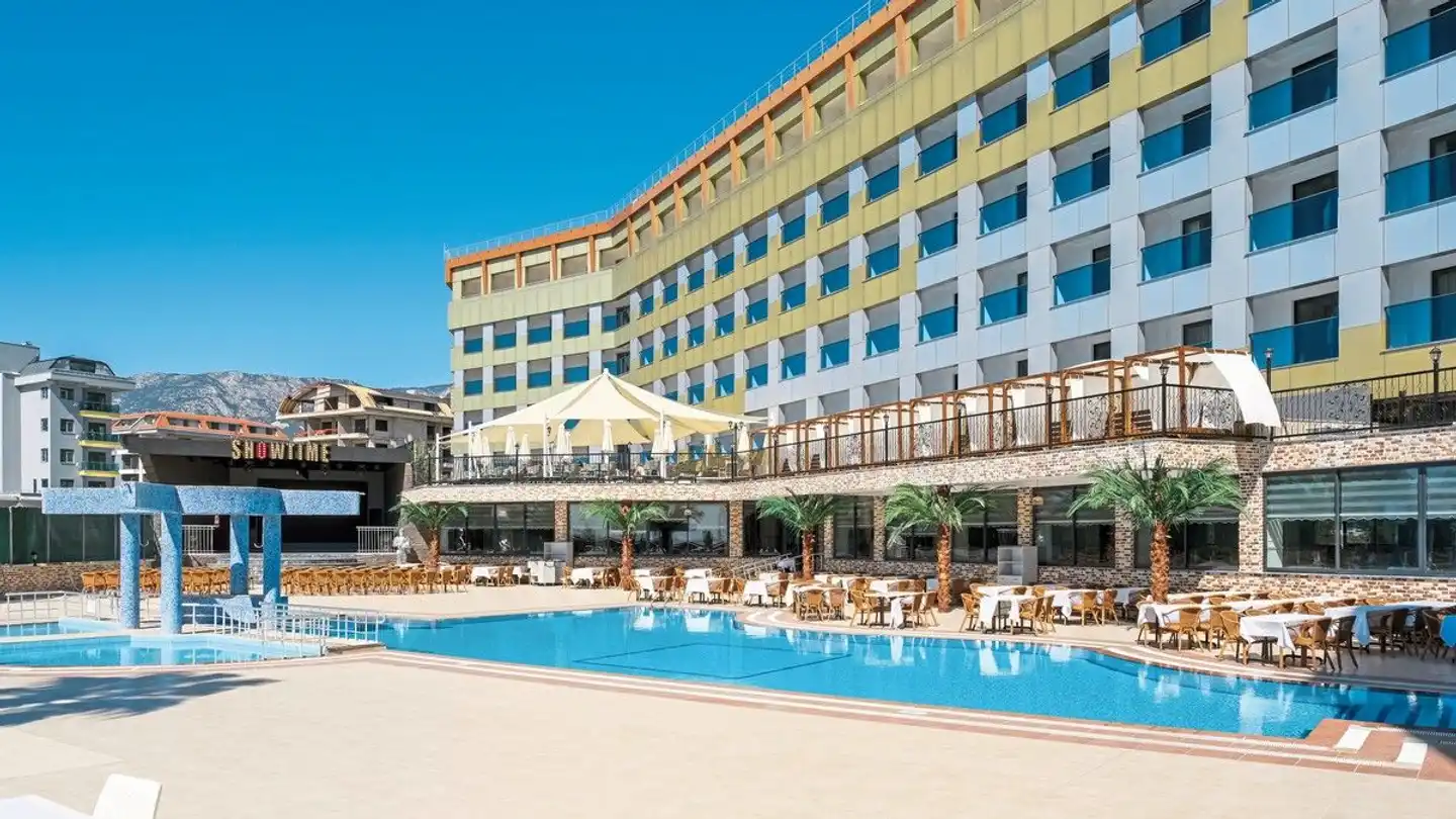 Kirbiyik Resort Hotel Pool