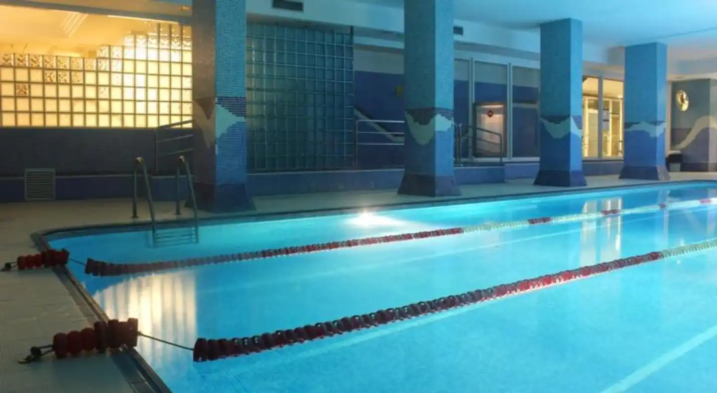 AR Roca Esmeralda Wellness & Spa Hotel Hallenbad