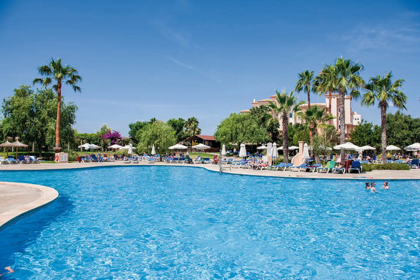 Garbi Cala Millor Pool