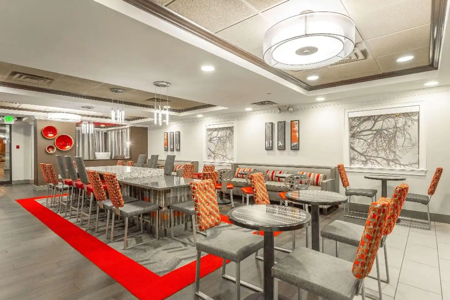 Inn at the Peachtrees, an Ascend Hotel Collection Member Bar