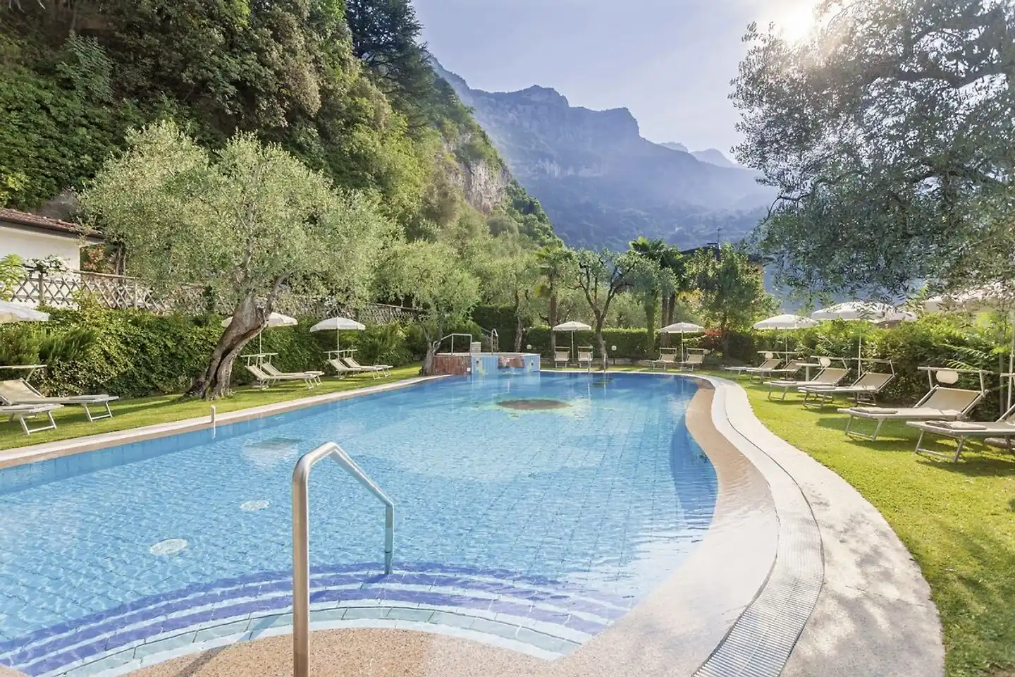 Continental Pool