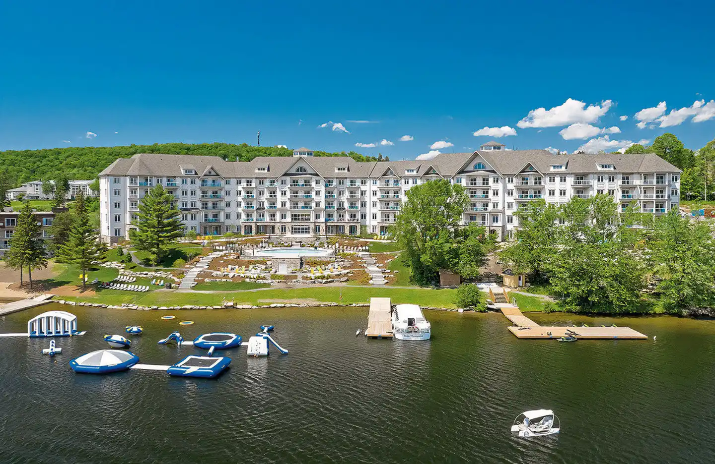 Deerhurst Resort Aussenansicht