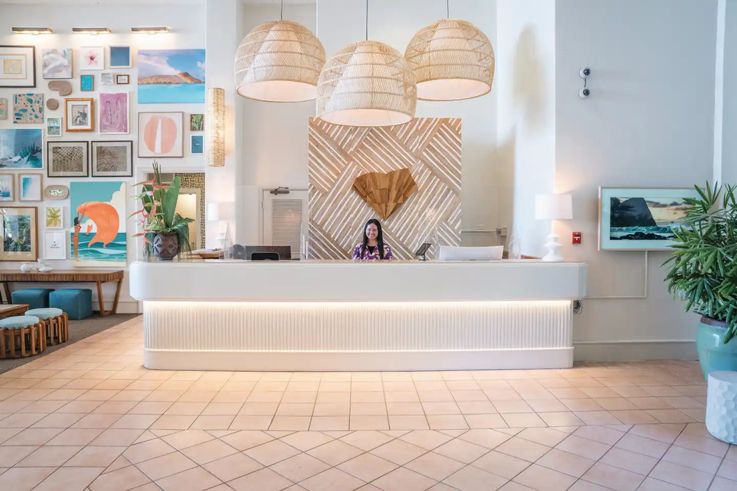 Kaimana Beach Hotel Lobby