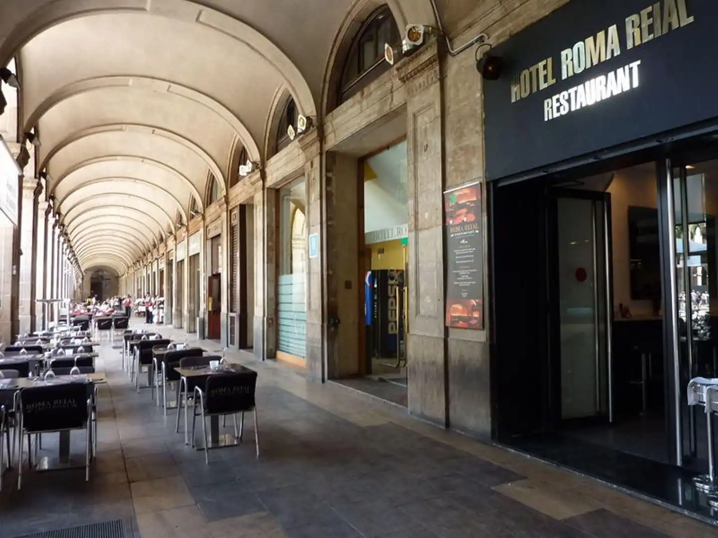 Roma Reial Aussenansicht