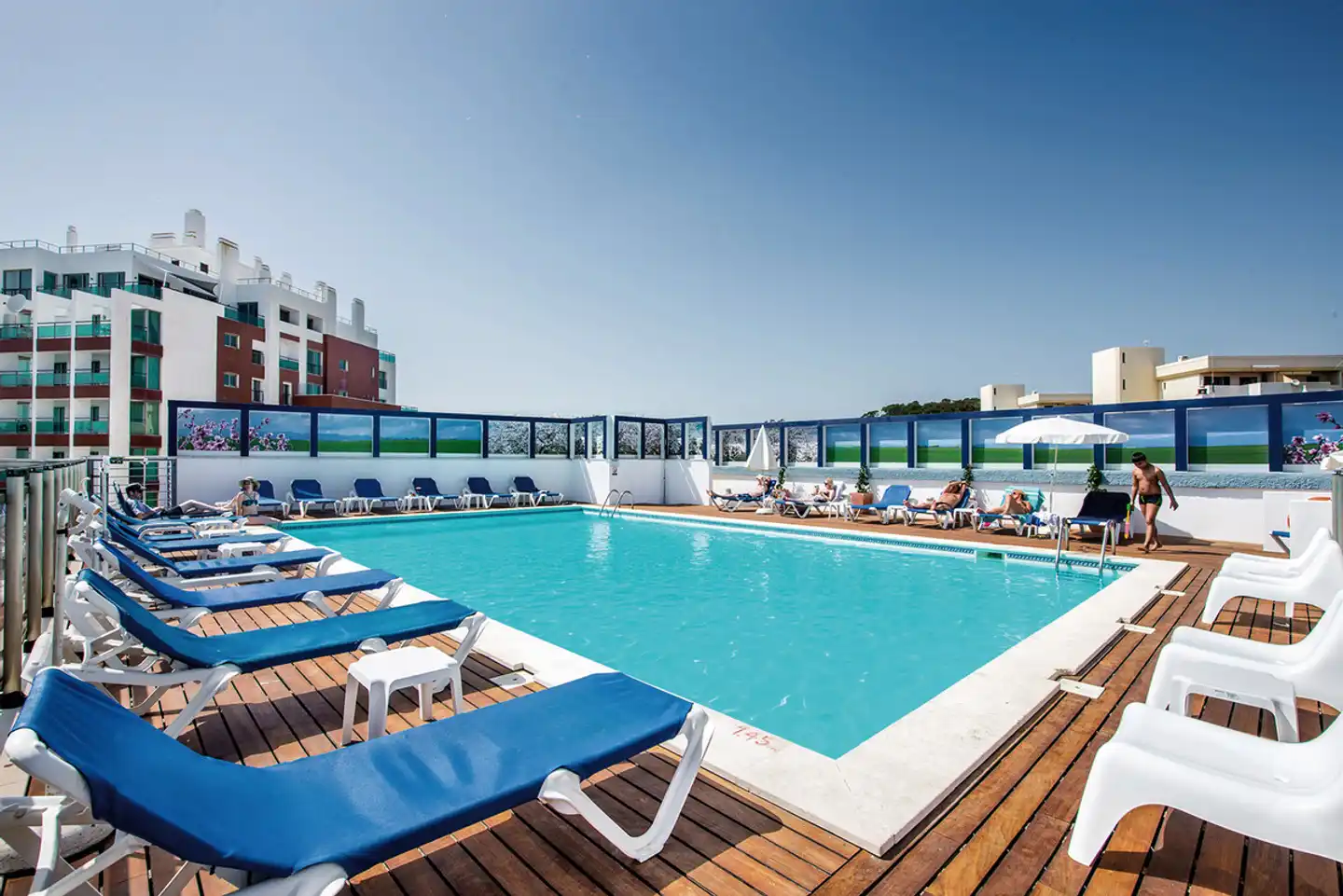 Carvi Beach Pool