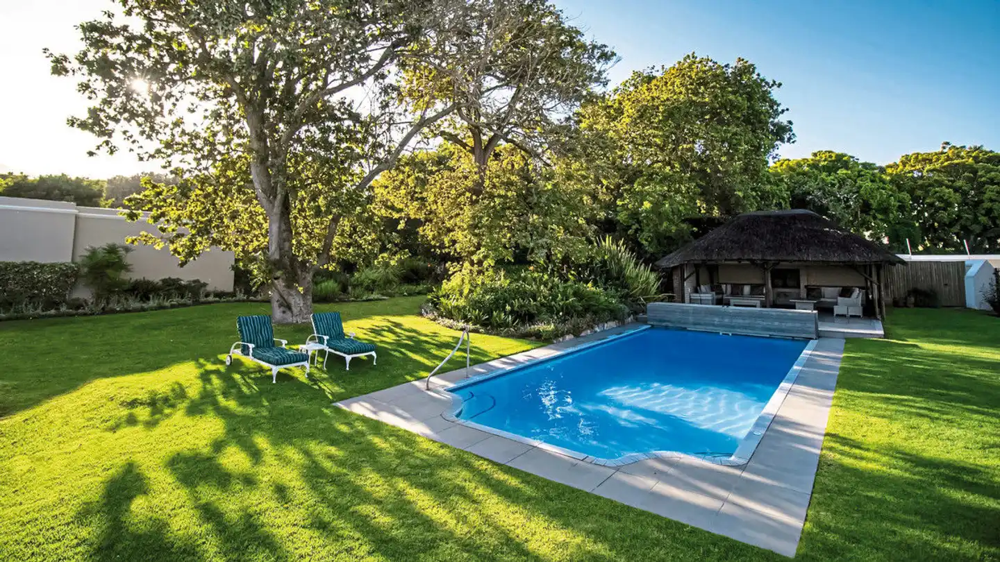 Glen Avon Lodge Boutique Hotel Pool