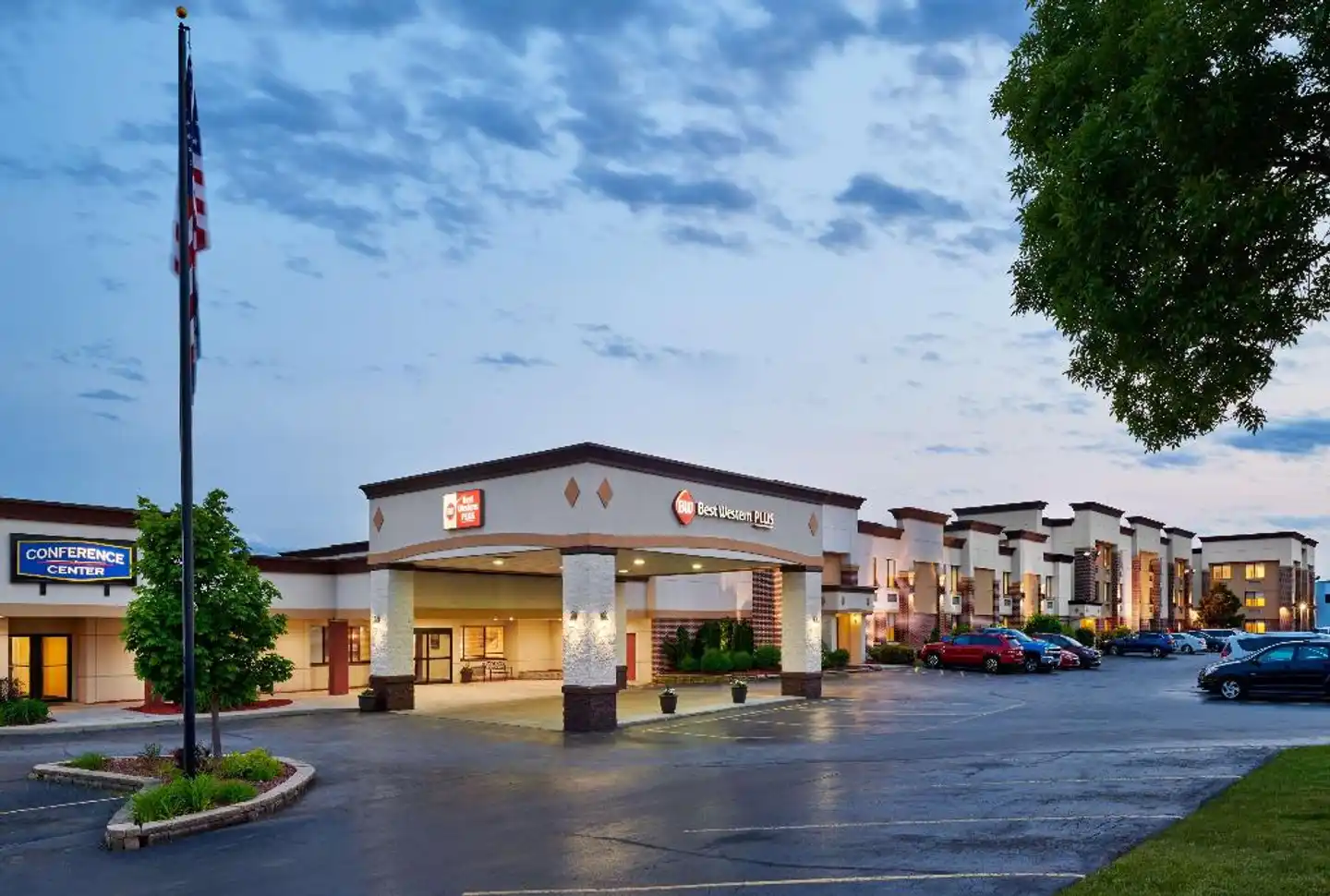 Best Western Plus Milwaukee Airport Hotel & Conference Center Aussenansicht