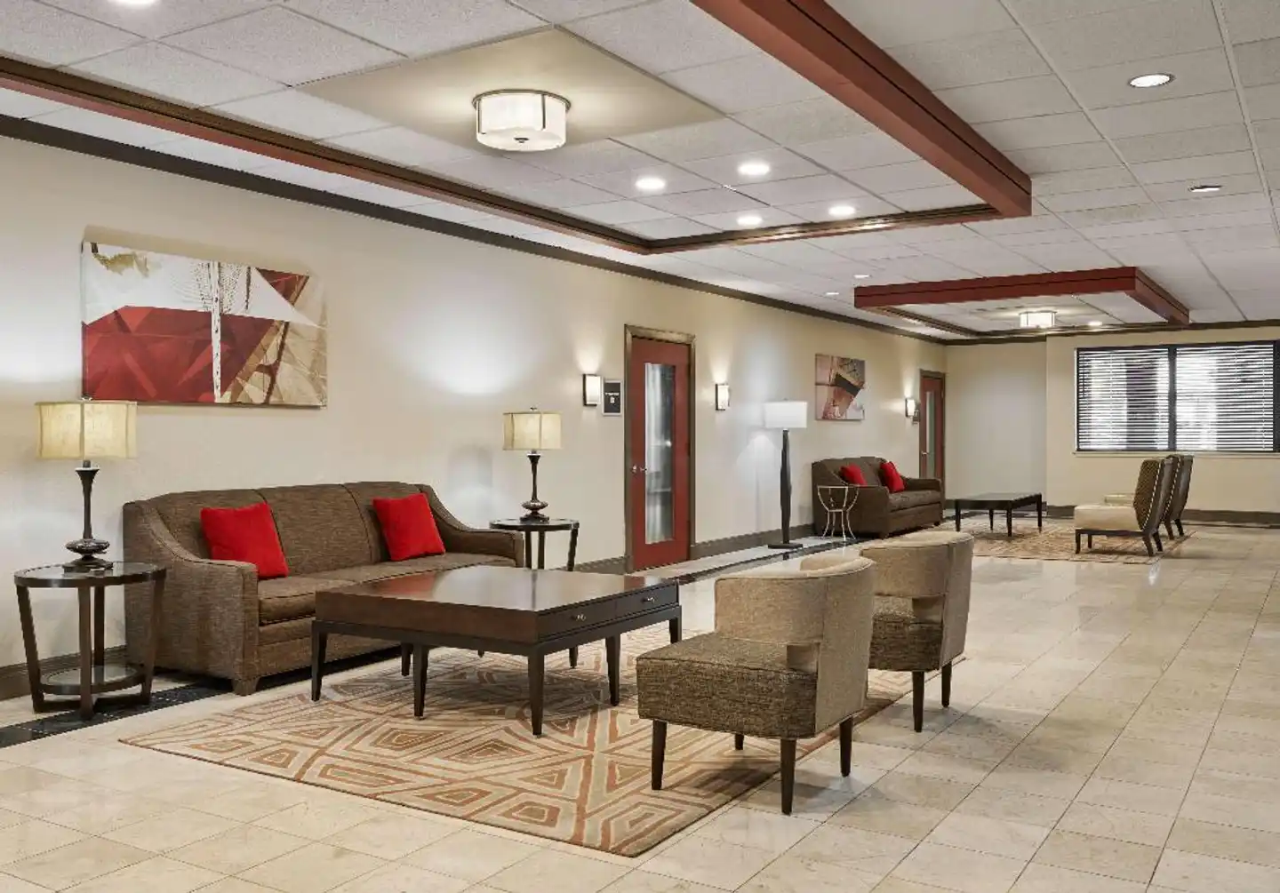 Best Western Plus Milwaukee Airport Hotel & Conference Center Lobby
