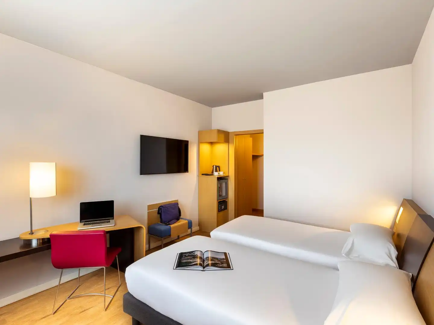 Novotel Caserta Sud Hotel Wohnbeispiel