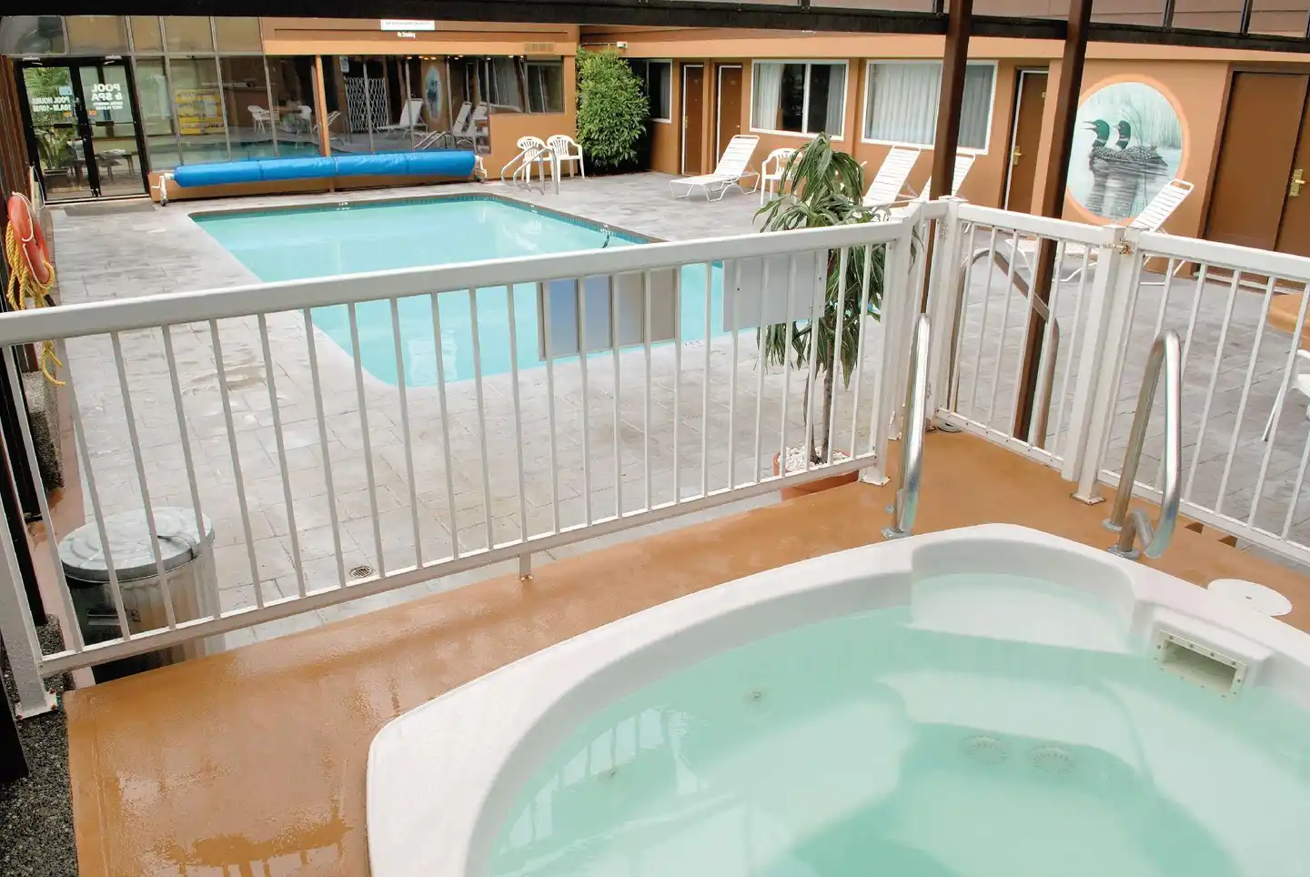 Days Inn by Wyndham Victoria On The Harbour Wellness