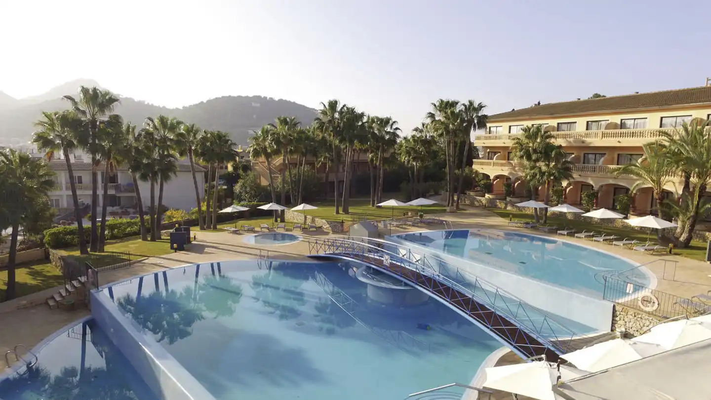 Mon Port & Spa Pool