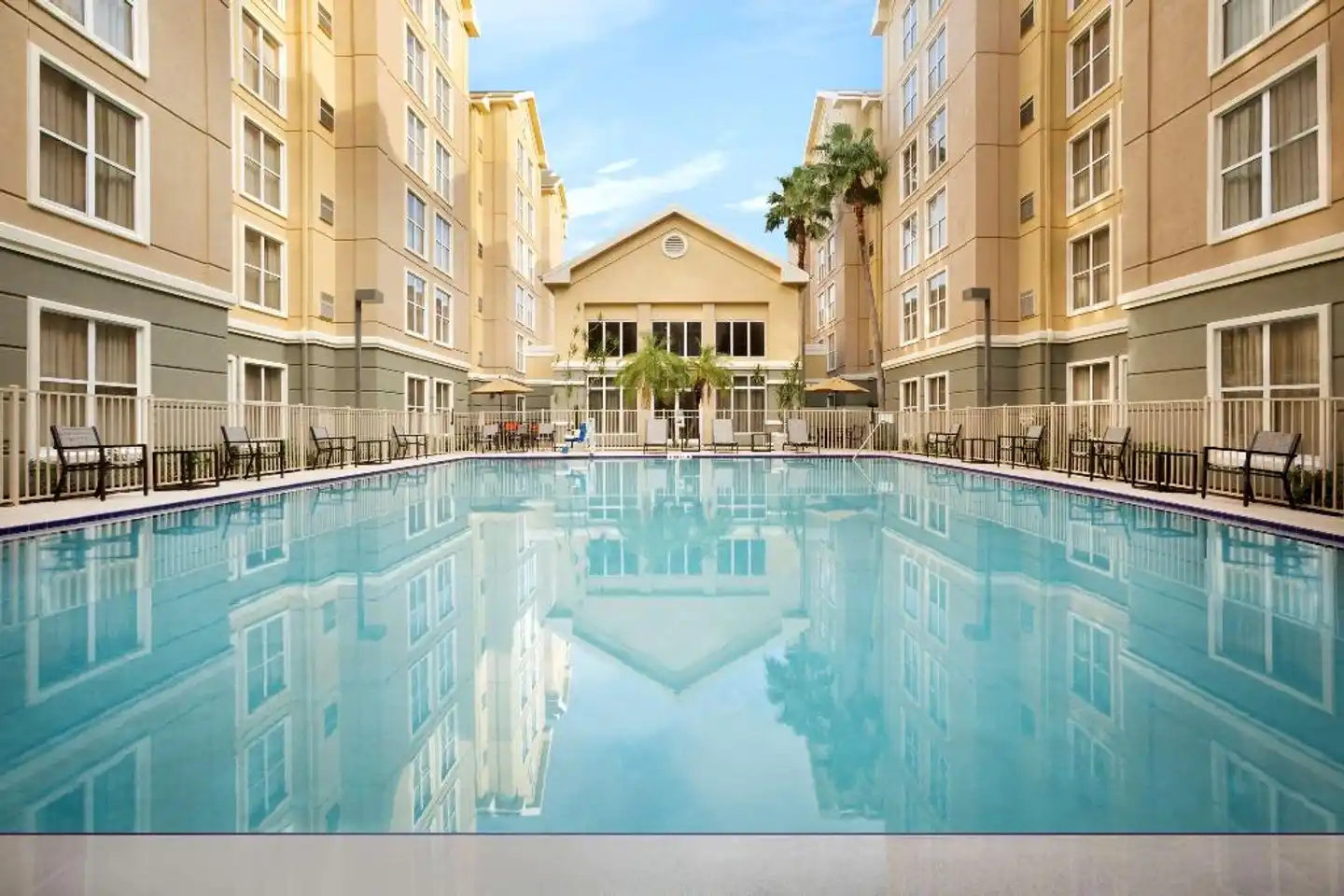 Homewood Suites by Hilton Orlando-International Drive/Convention Center Pool