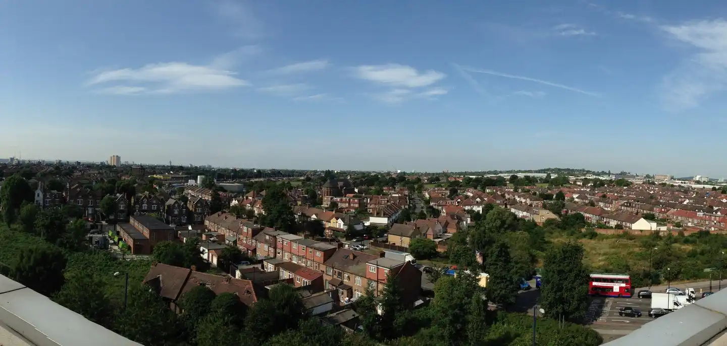 Holiday Inn London - West Landschaft