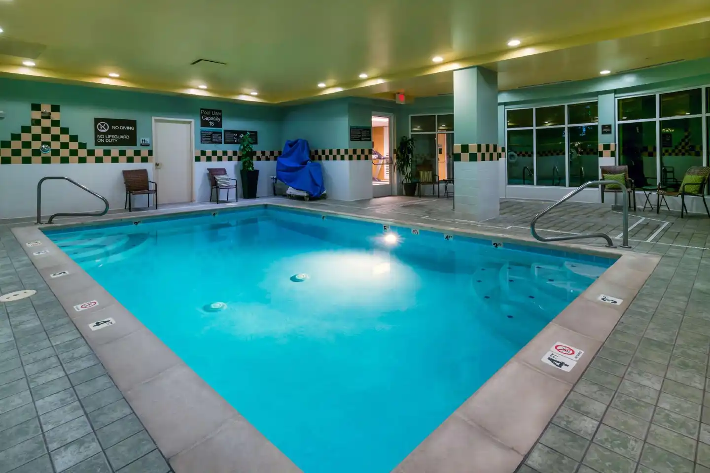 Hilton Garden Inn Denver Airport Hallenbad